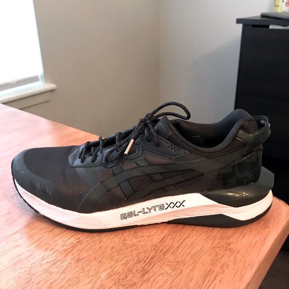 ASICS Gel-lyte XXX size 10